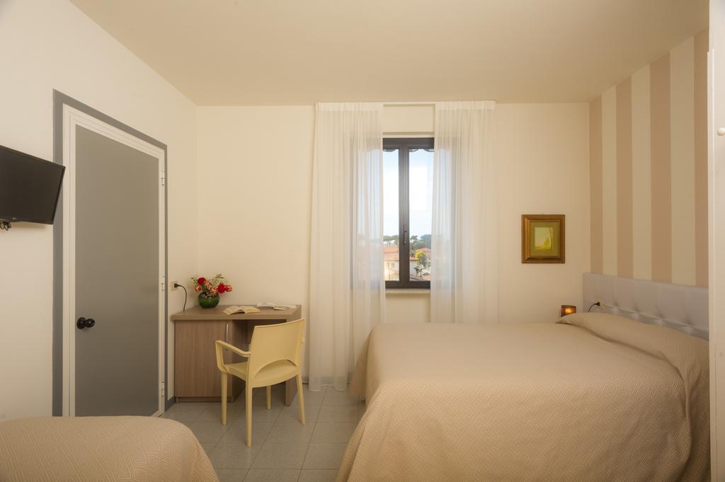 Hotel Gemma Del Mare Marina di Pietrasanta Exterior photo
