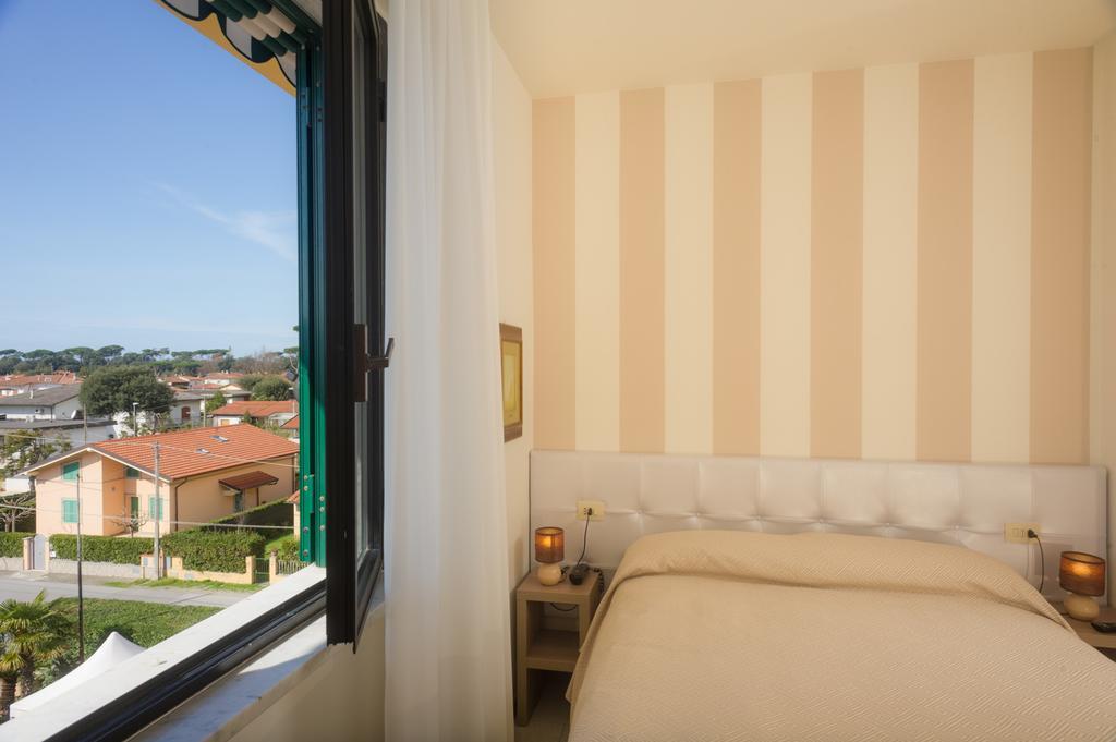 Hotel Gemma Del Mare Marina di Pietrasanta Exterior photo
