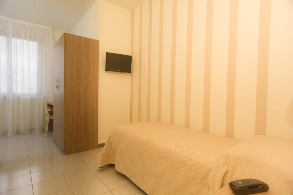 Hotel Gemma Del Mare Marina di Pietrasanta Exterior photo